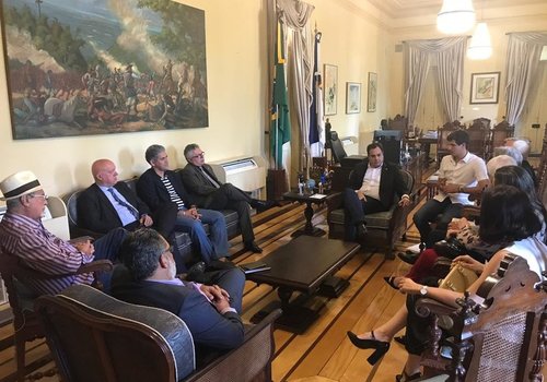 Em visita ao Governador do Estado, presidente do Crea-PE discute recriação da Secretaria de Recursos Hídricos